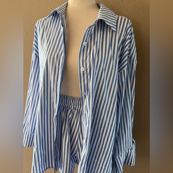 Striped button down long sleeve top with matching shorts set - Picture 6 of 9